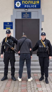 Сокаль: серед білого дня пограбували 18-річного на вулиці Героїв УПА