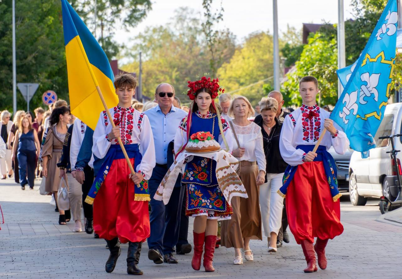 Бродівці зібрали 43 500 грн для ЗСУ просто під час міського свята
